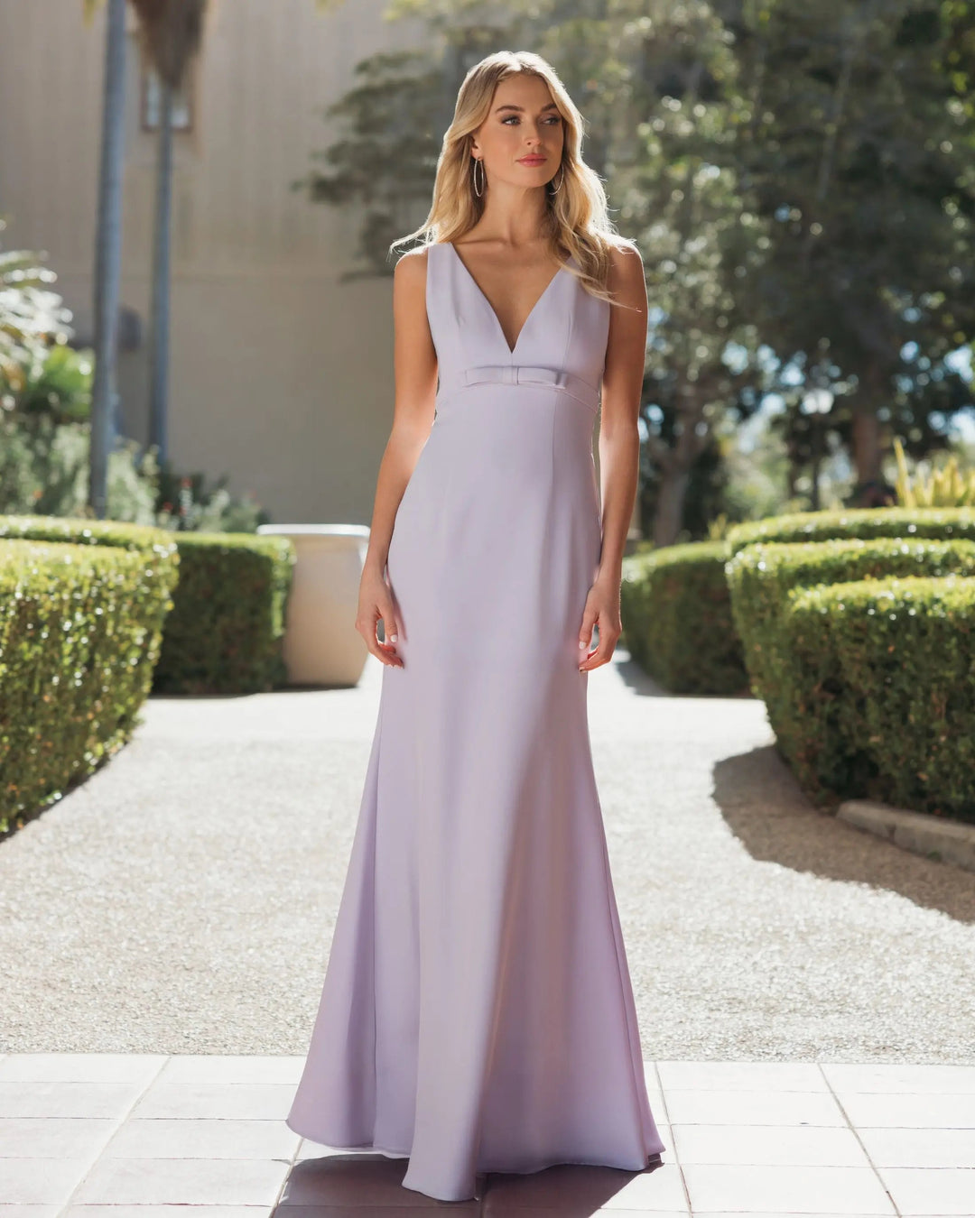 Purple Sleeveless V Neck Mermaid Gown With Bow - FOSTANI.com